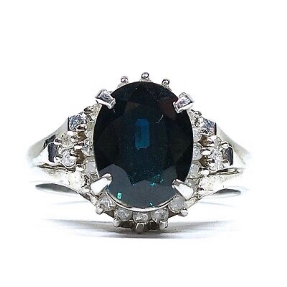 Beautiful Ring 2 ct. platinum 900 Sapphire Navy blue